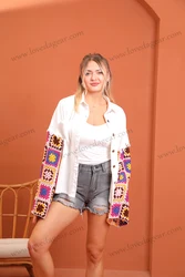 Western Vintage Fashion Boho Rainbow Yarn Crochet Sleeve Canvas Denim Shackets Jean Jacket for Women