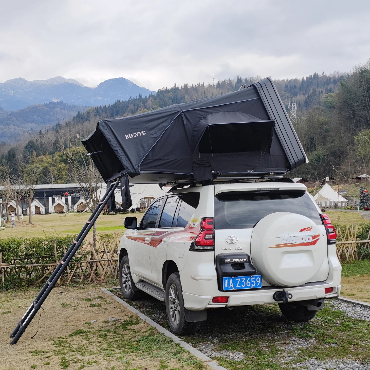 3-4 Person Quick Automatic Opening Waterproof 2000-3000 Mm Four-season Side Open Roof Top Tent for Jeep Gladiator