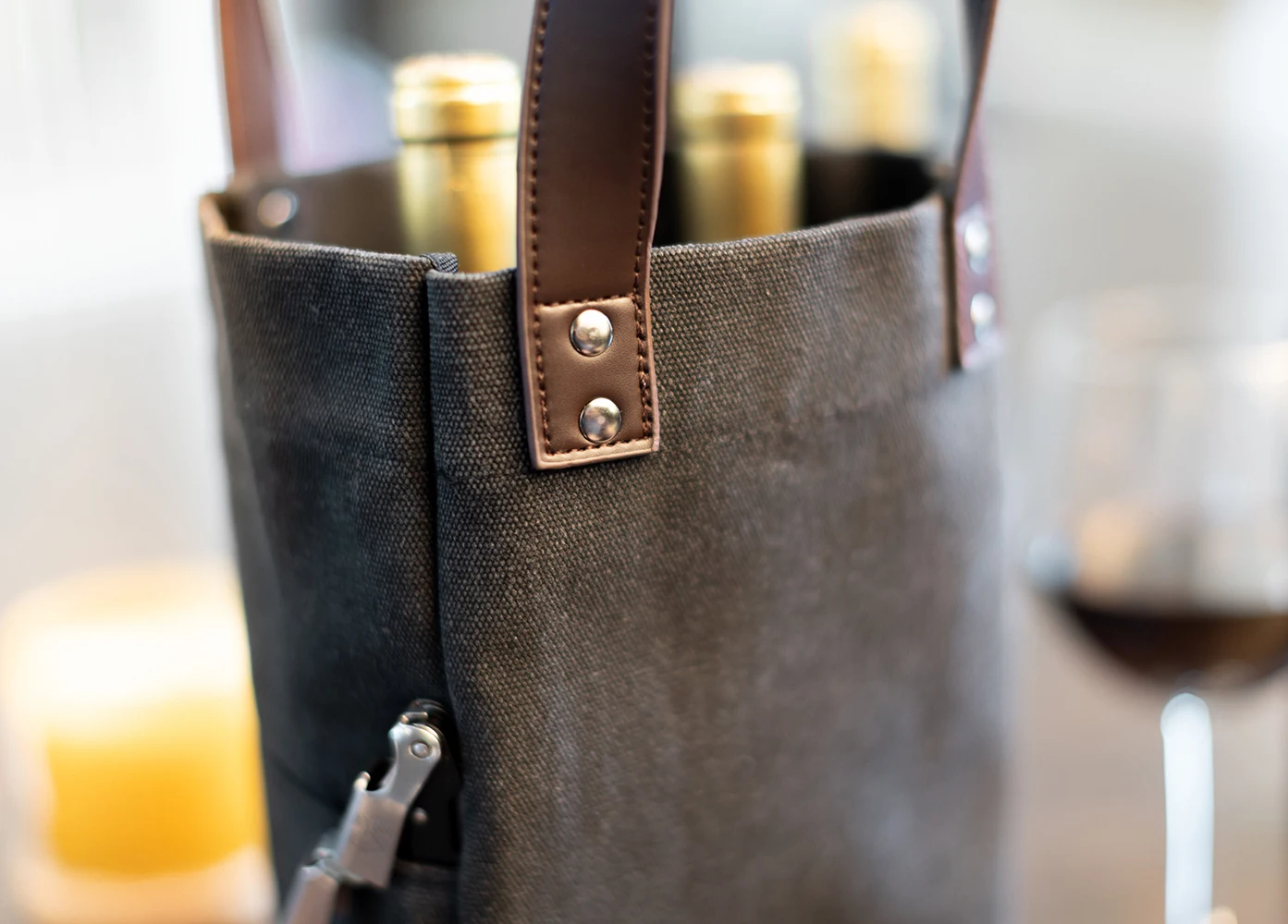 Customized 2-Bottle Wine Gift Bag Personalized Reusable Eco-Friendly Cotton Tote with Sturdy Handles Canvas Material details