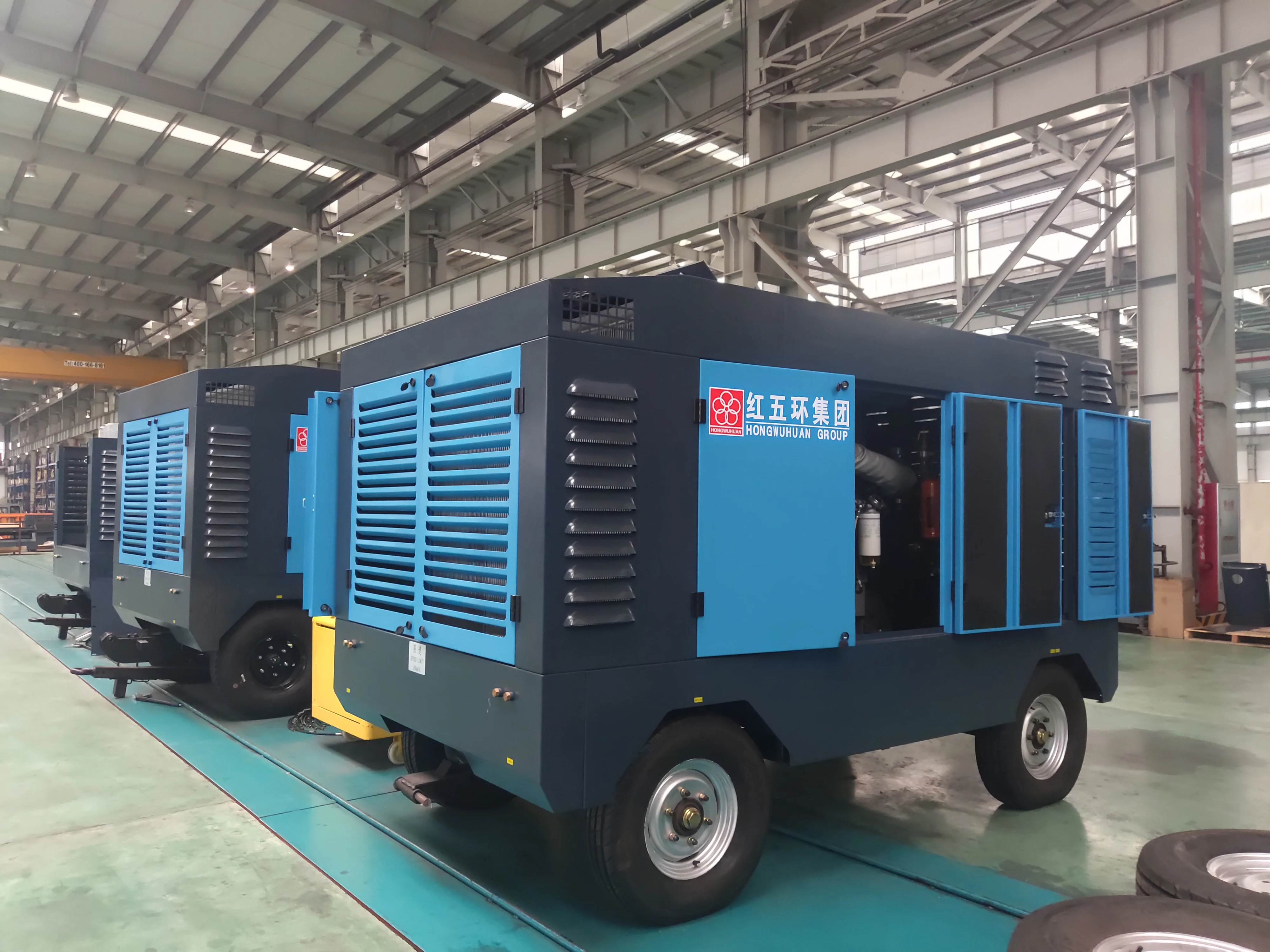 Hot sale China diesel screw air compressor hongwuhuan HGS32-25 32 m3/min 25 bar 295 kw  for drilling
