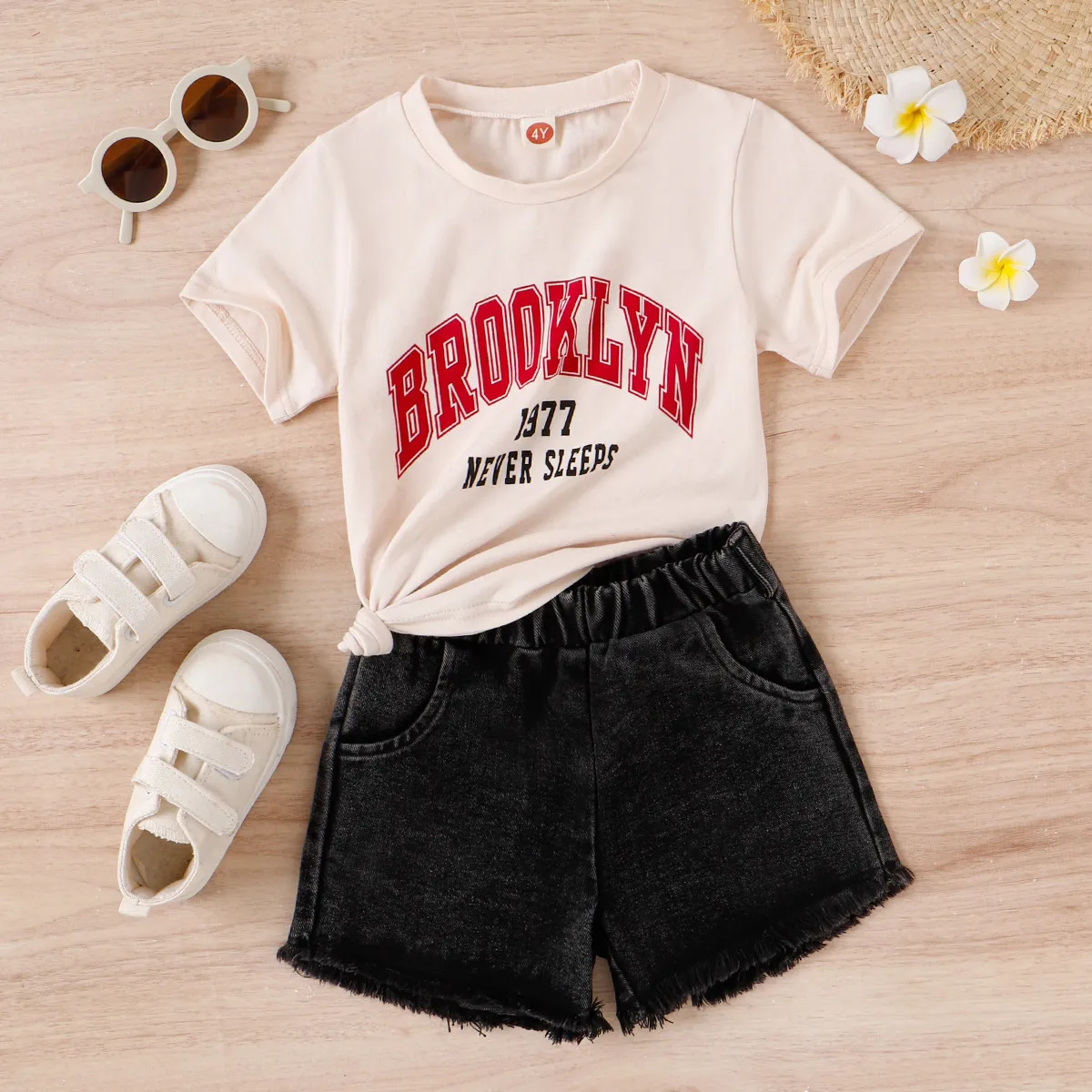 New summer fashion toddler girls clothing outfits short sleeve letter design shirts+shorts boutique kids children sets