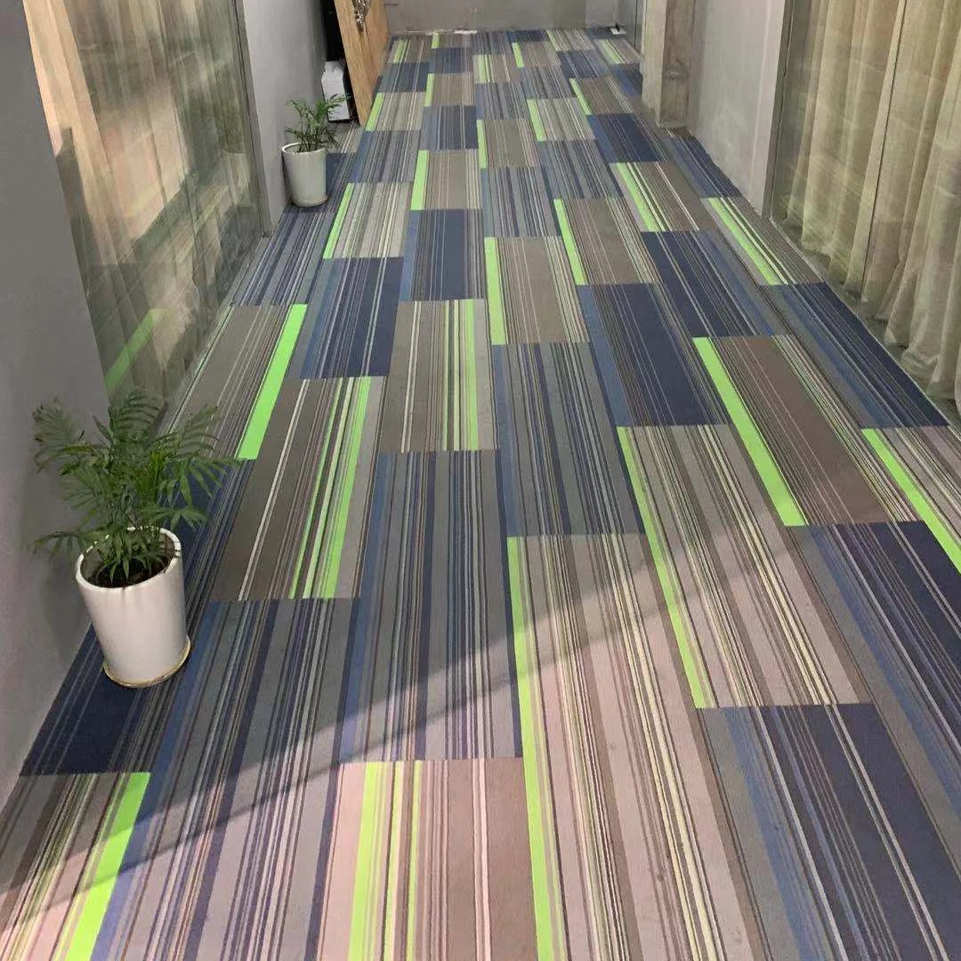 Bitumen Carpet Tile Cheaper Price Carpet Tile Polypropylene Carpet Tile