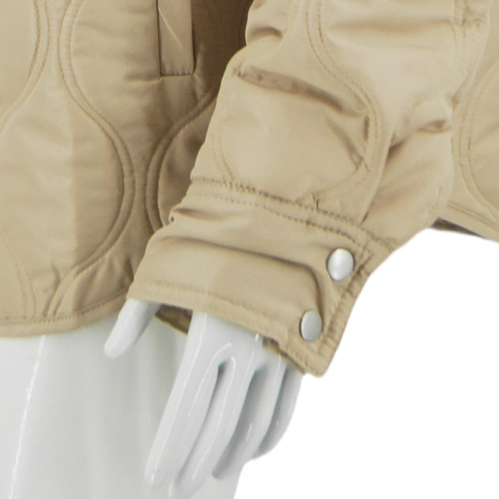 Custom Fashion-forward Button Long Sleeve Polyester Rounded Quilted Jacket manufacture