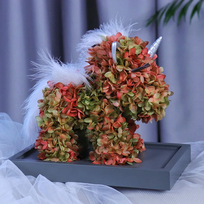 like can be customized  ,come and make your own special bouquets