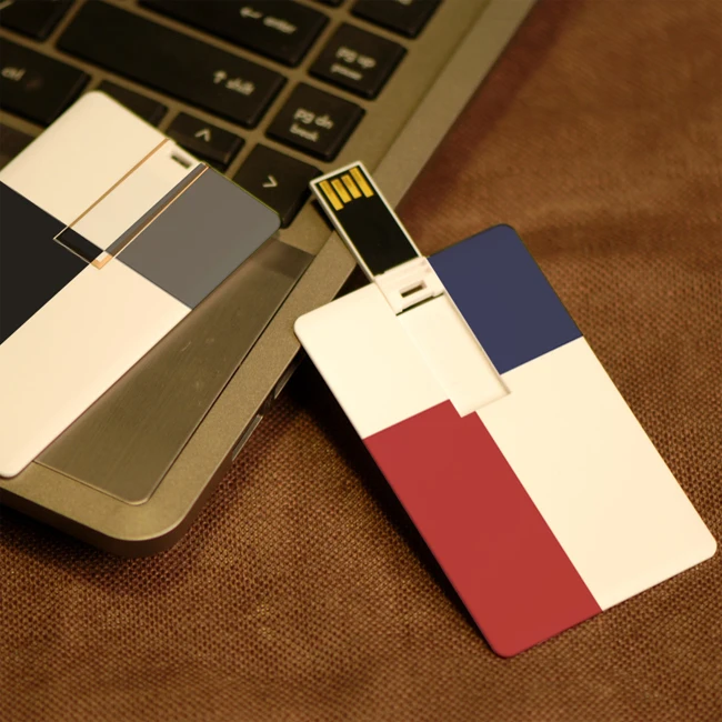 Combz Complementary Flash Drives