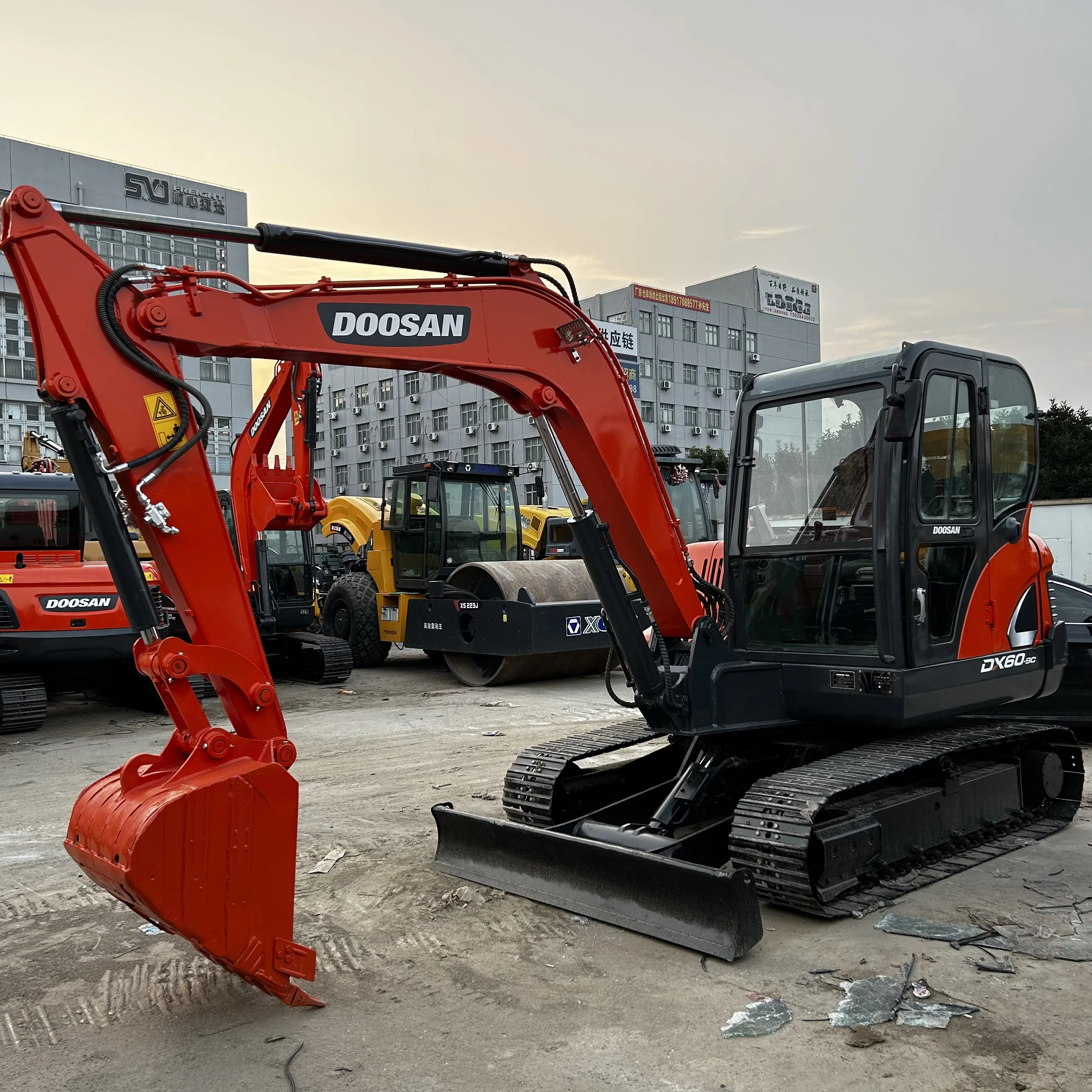 Doosan Dx60 5b Excavator Dx60 Used Mini Excavator 7ton Hydraulic Digger