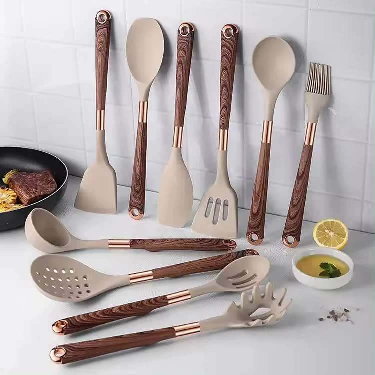 12-Piece Complete Non-Stick Silicone Kitchen Utensil Set Wooden Handle Kitchenware Kit Disposable Kitchen Tools Sell Well