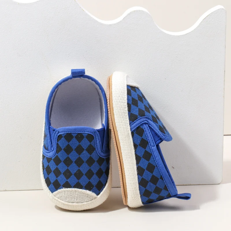 High Quality Baby & Toddler Canvas Shoes with Plaid Pattern Soft Rubber Sole & Slip-On Closure Light Weight Anti-Slippery Design manufacture
