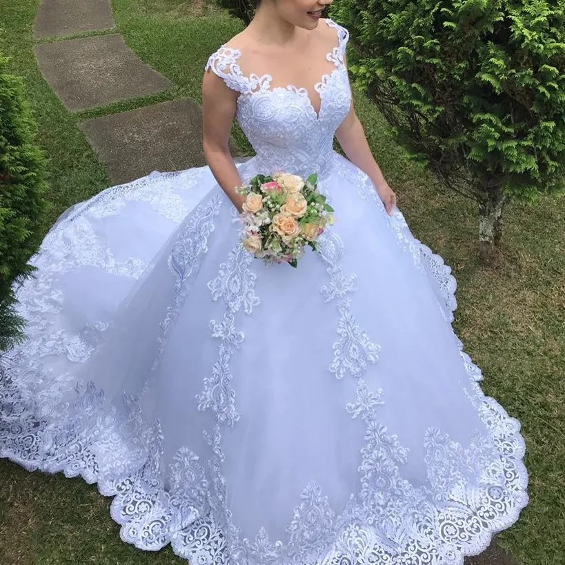 платье на свадьбу для невесты 2022