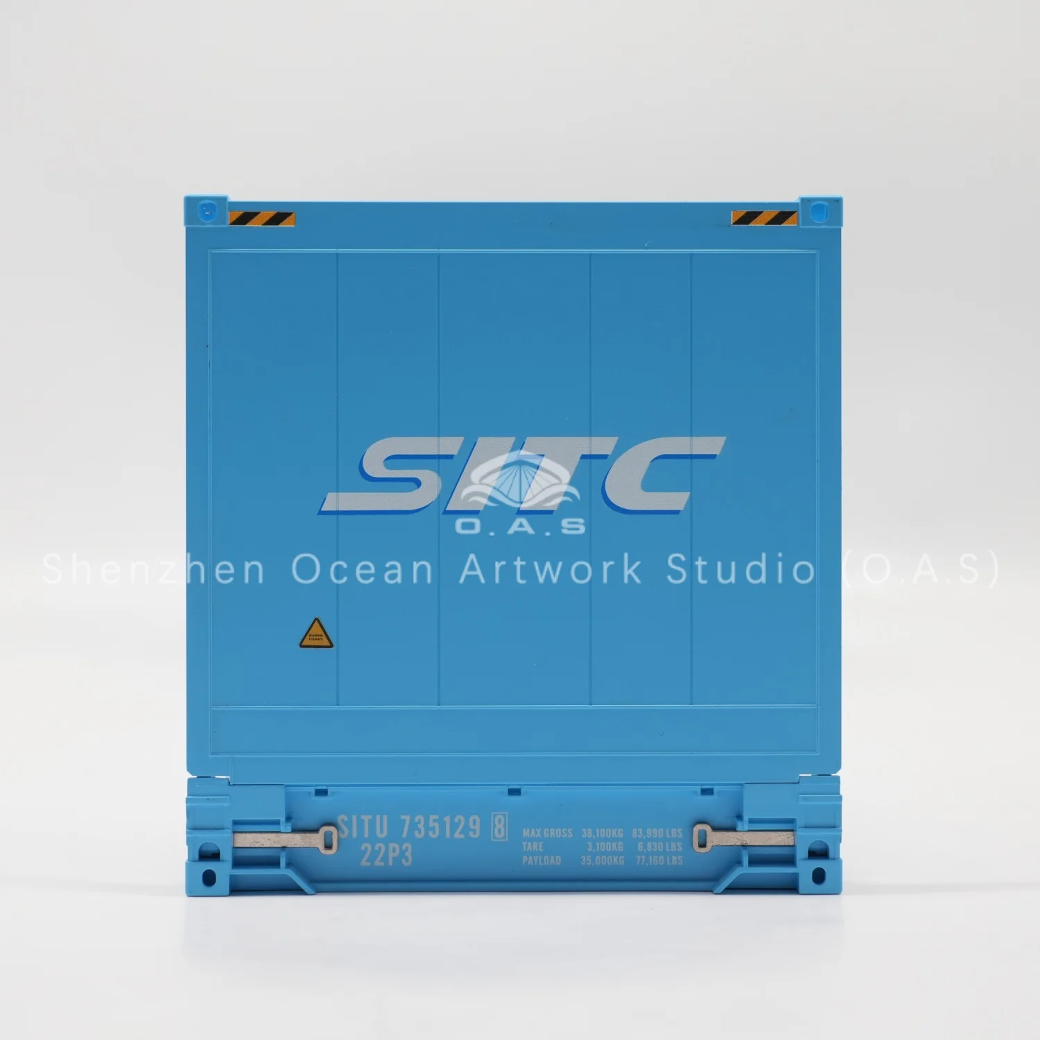 Premium Flat Rack Container Model for shipping line display and logistics presentation. It vividly shows land transportation and destination port scenarios. Customizable logos and colors available. Great ornament for exhibition, teaching and corporate gifts. Factory direct supply, support sample and bulk orders for maritime & logistics clients.Amber@vesselmodel.com Tel:+86 18038048785