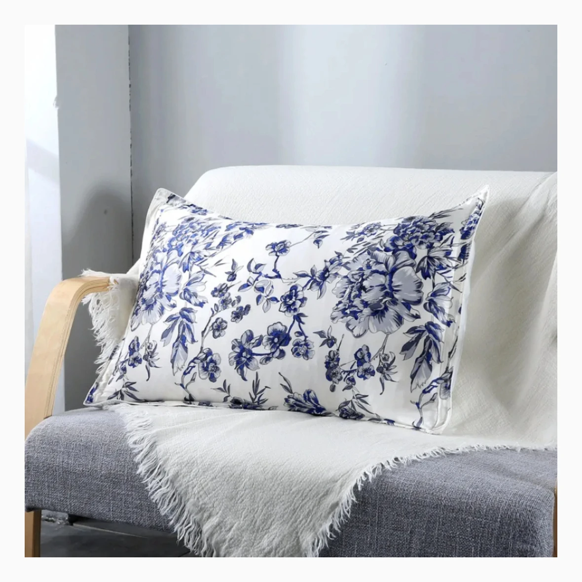 Customized 100% Silk Eid Pillow Case Sobaash Muslim Home Decoration Moon Aesthetic Ramadan Sofa Pillow Covers Woven Technique