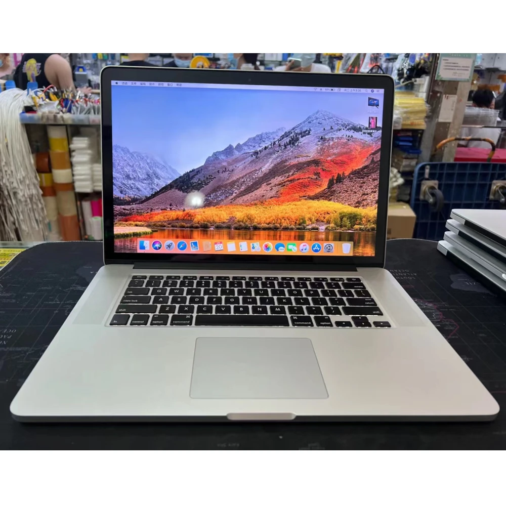2013 Year Used Original Laptop For Apple Macbook Pro 15.4 Inches