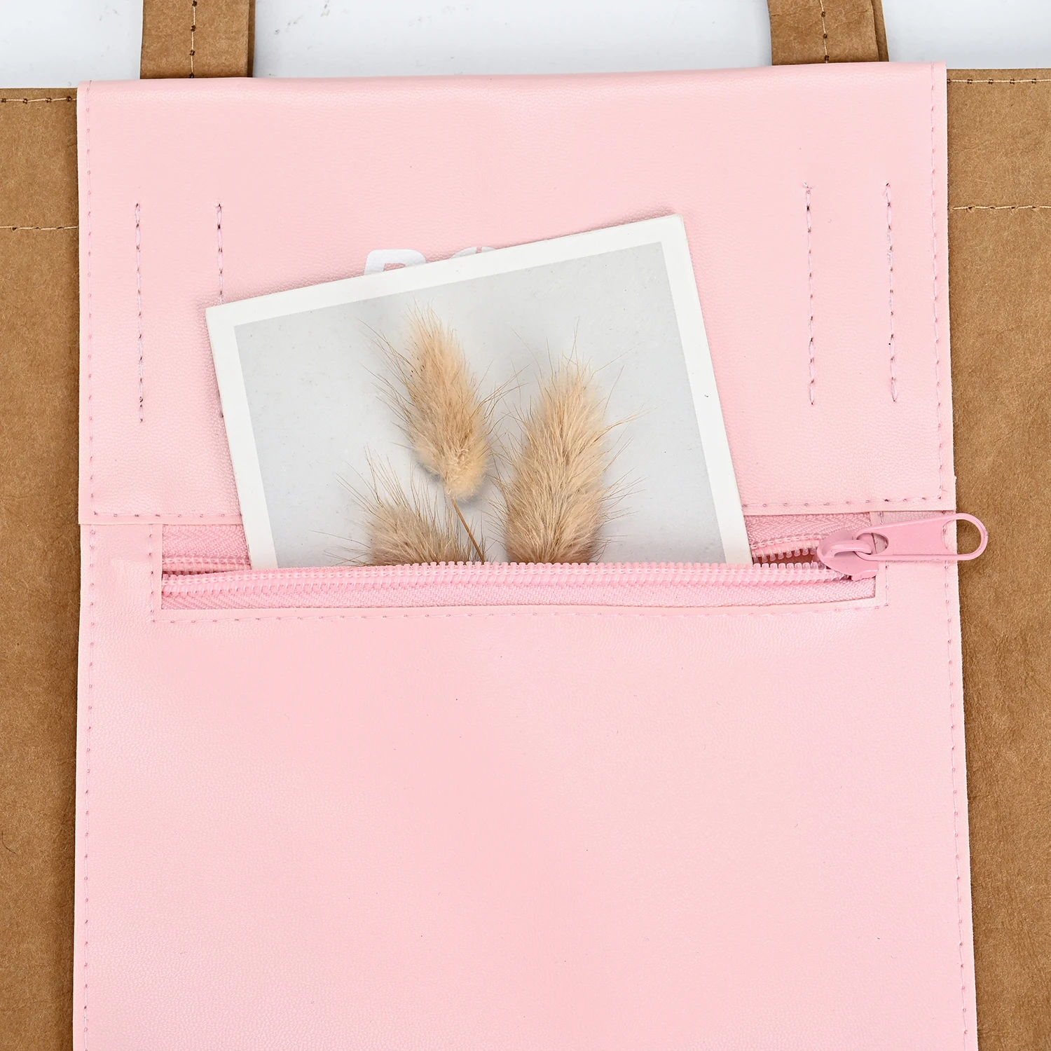 Hot Selling High Quality Custom Waterproof Flat Bottom Kraft Paper Bag Stand-Up Packaging Pouch for Shopping details