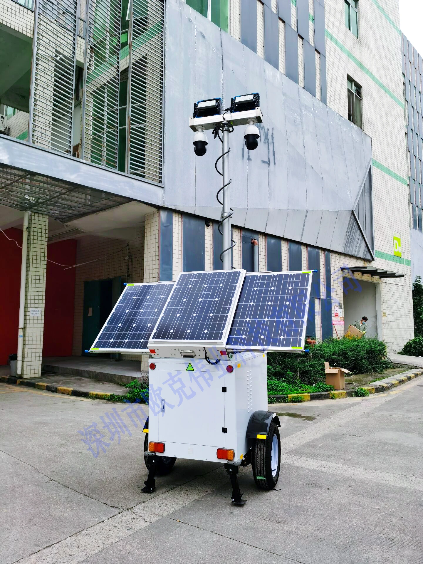 solar cctv trailer