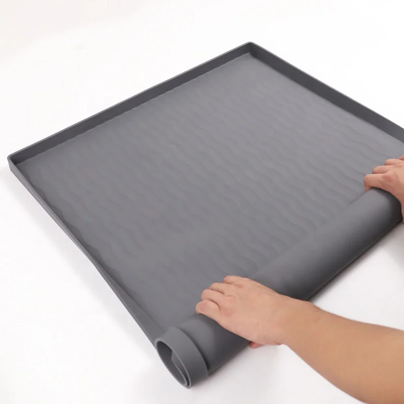 Wholesale Anti-slip Under The Sink Silicone Waterproof Mat with Drain Hole Washable Under Cabinet Liner Kitchen Sink Mat