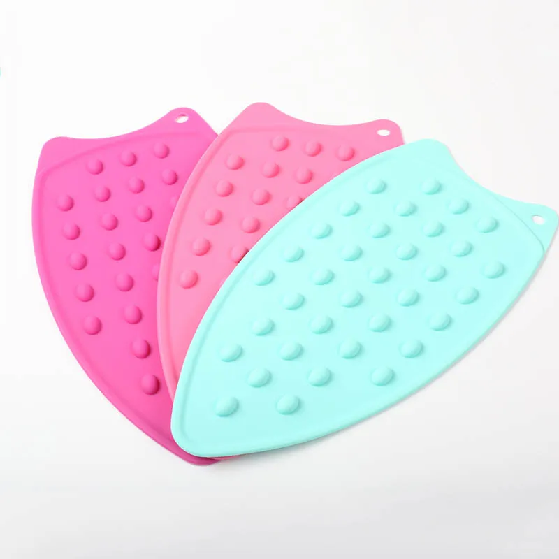 USSE Silicone Iron Rest Pad, Iron Rest Plate Perfect for Ironing Board Ironing Board and Mat