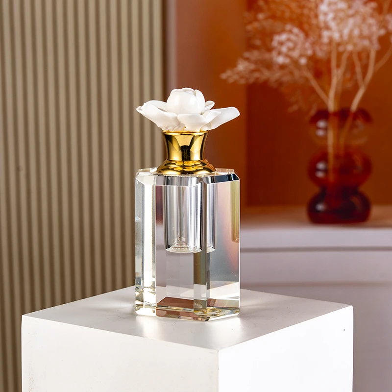 product cheap wholesale white floret can be customized 3ml glass empty bottle simple elegant crystal perfume bottle-7
