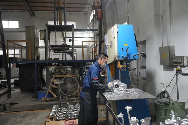 Gravity Die Casting Services for Aluminum Industrial Parts Gravity Casting Part CNC Machining From Aluminum Alloy details
