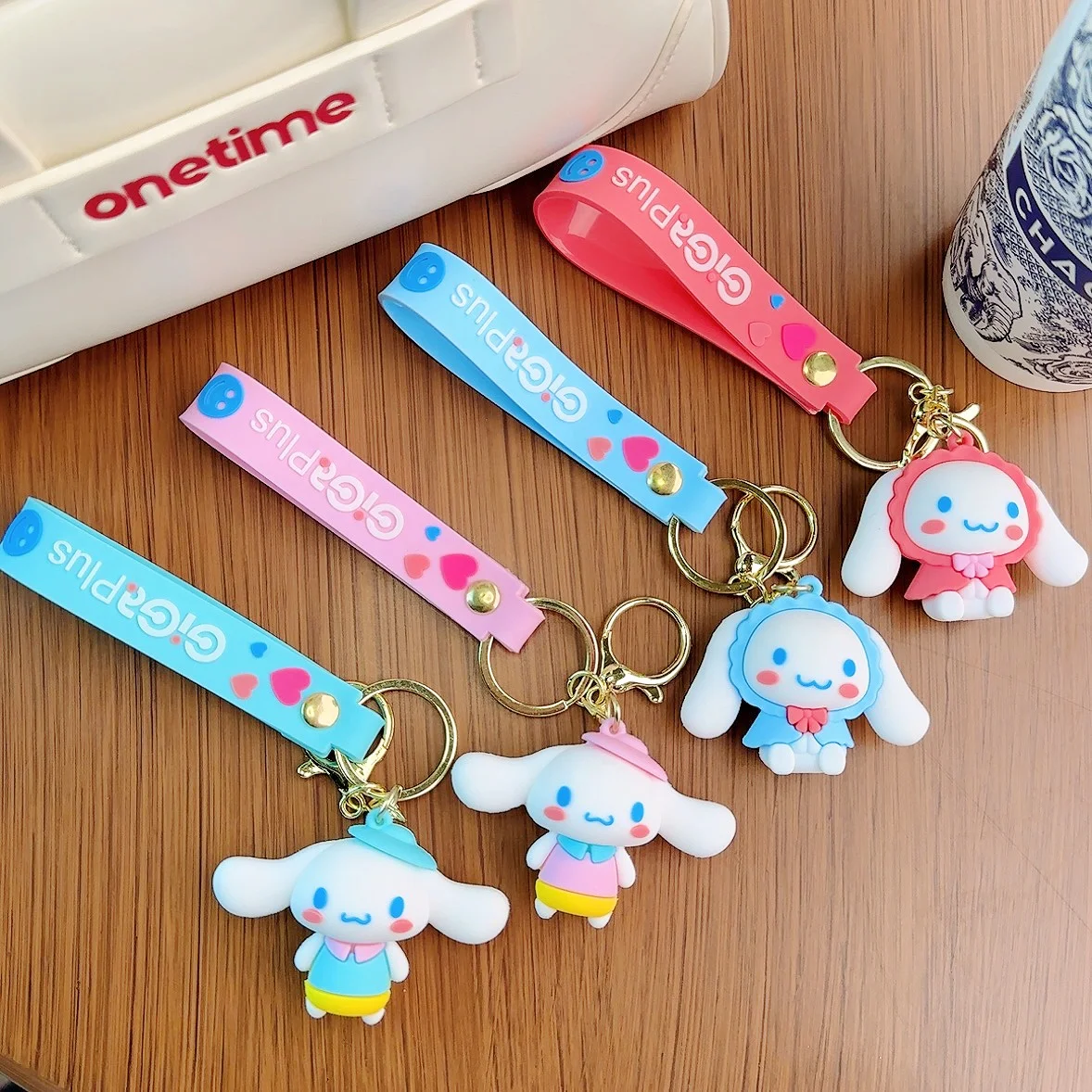 2024 New design Sanrio wholesale Cinnamoroll Bag accessories sanrio accessories Delicacy Doll Car Pendant Sanrio Keychain