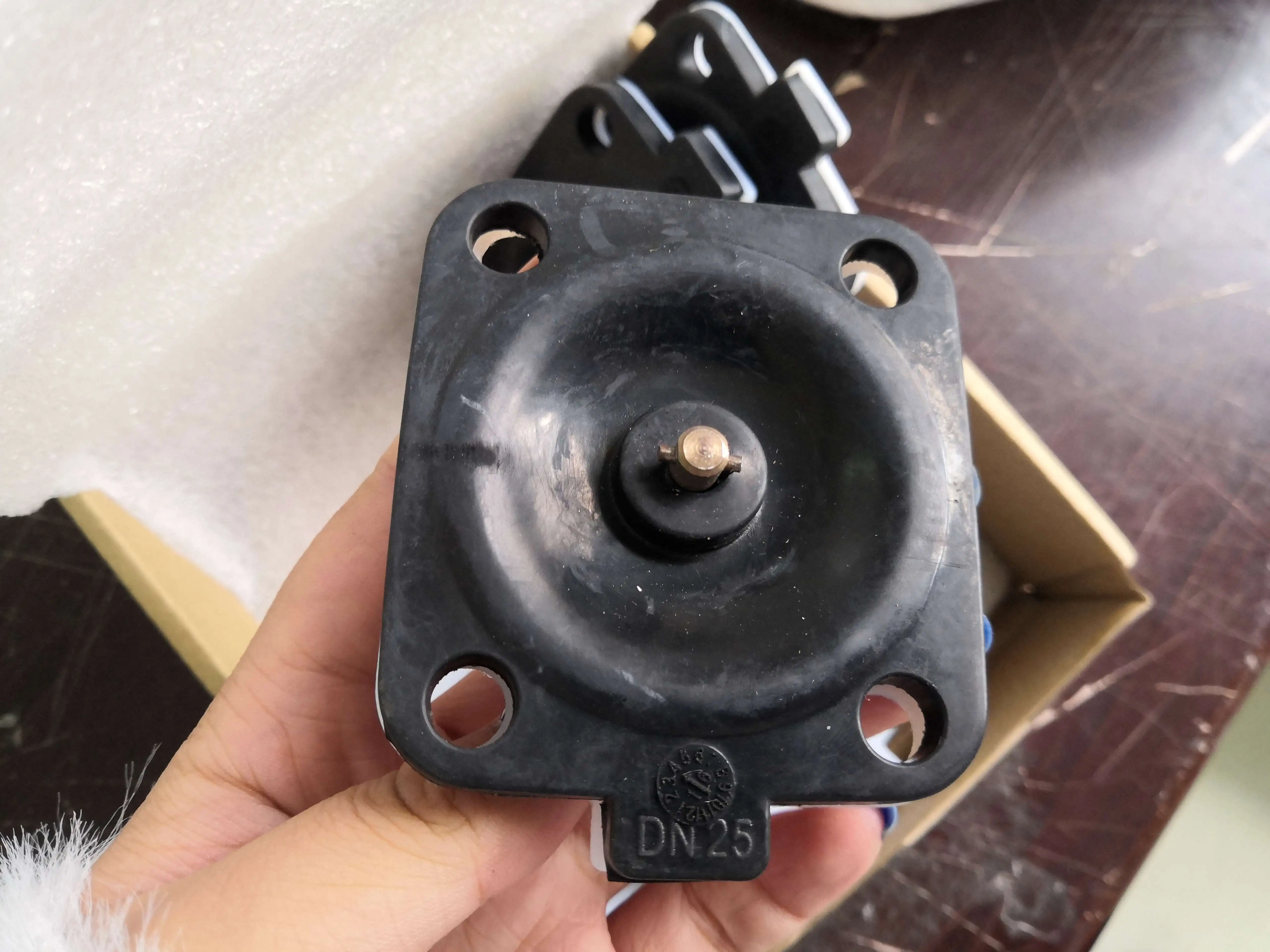 Ang mataas na kalidad na diaphragm DN25 para sa pneumatic diaphragm pump ay ibinebenta DN50 pump parts supplier