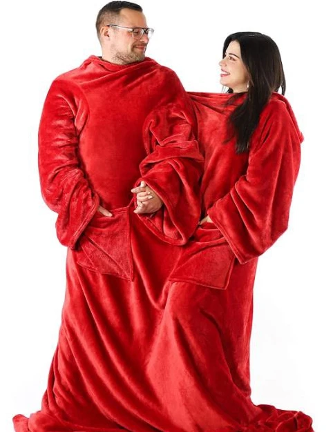 100% Polyester Wearable Woven Blanket for Couples with Sleeve and Pockets for Home and