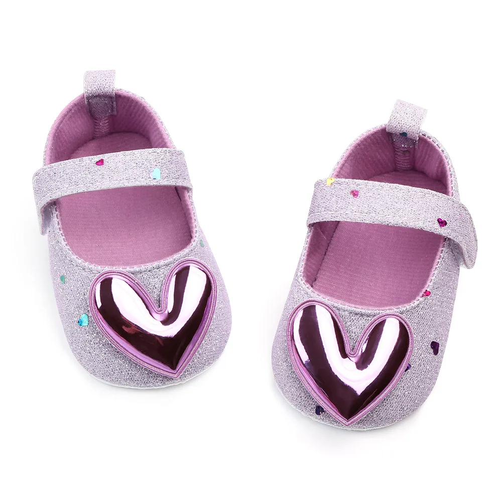 Spring and Autumn Shiny Solid Color Big Heart Soft Soled Baby Girls Soft Soled Toddler Shoes supplier