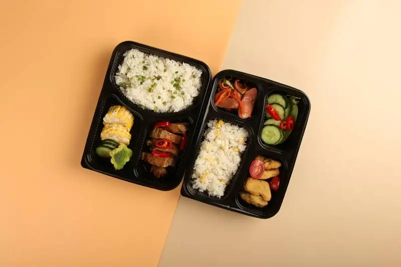 Stackable Microwave Plastic 4 Compartment Food Containers Disposable Take Out Containers