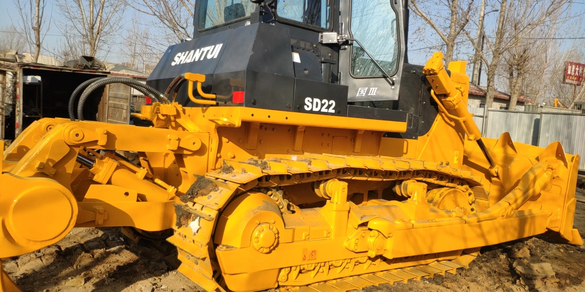 Cheap and fine used Shantui SD22 bulldozers for sale