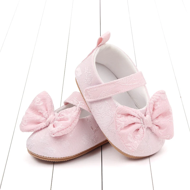 Spring and Autumn Embroidered Bow Soft Soled Non-slip Baby Toddler Shoes for Girls supplier