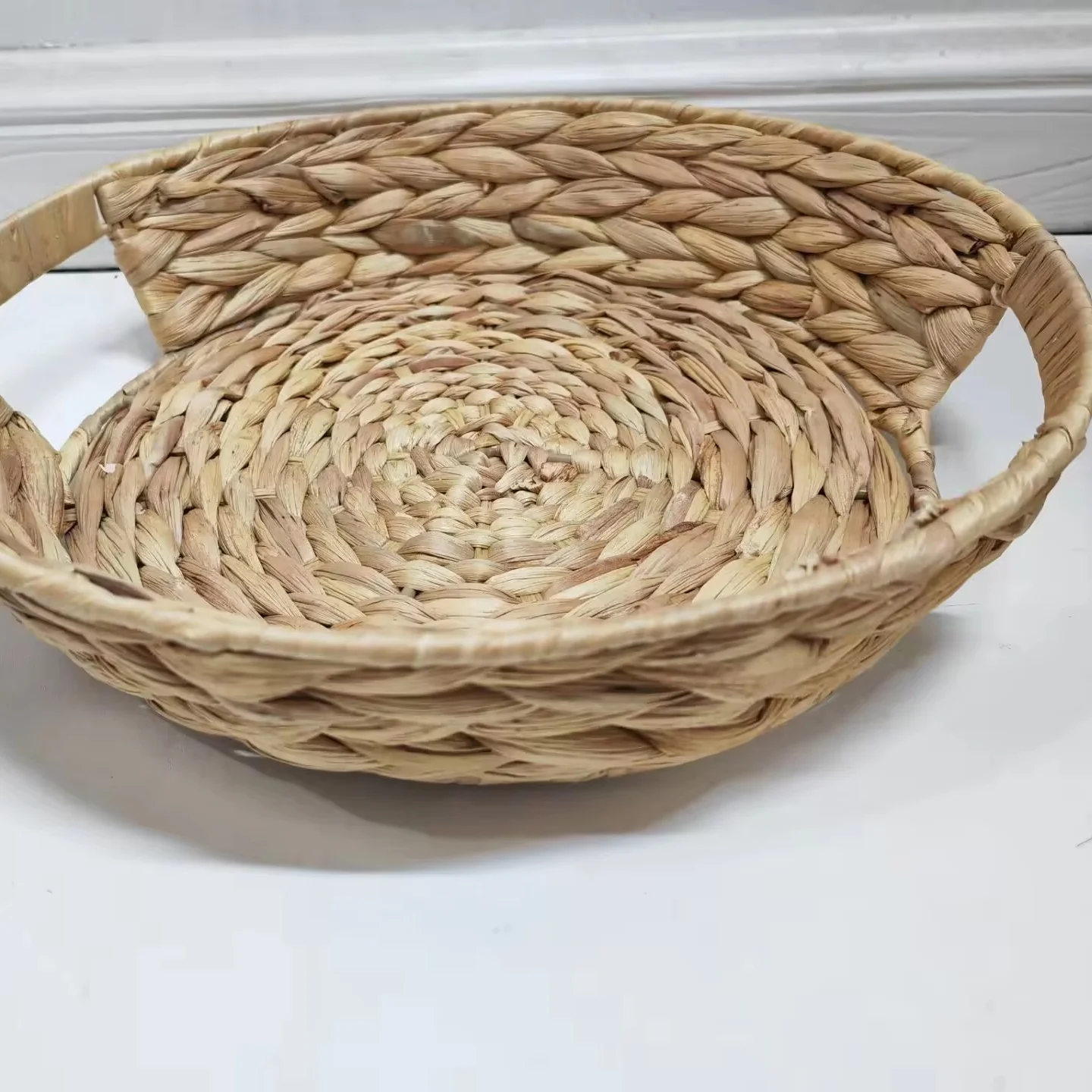 Hand woven small wicker basket, circular paper rope storage basket, with wooden handle