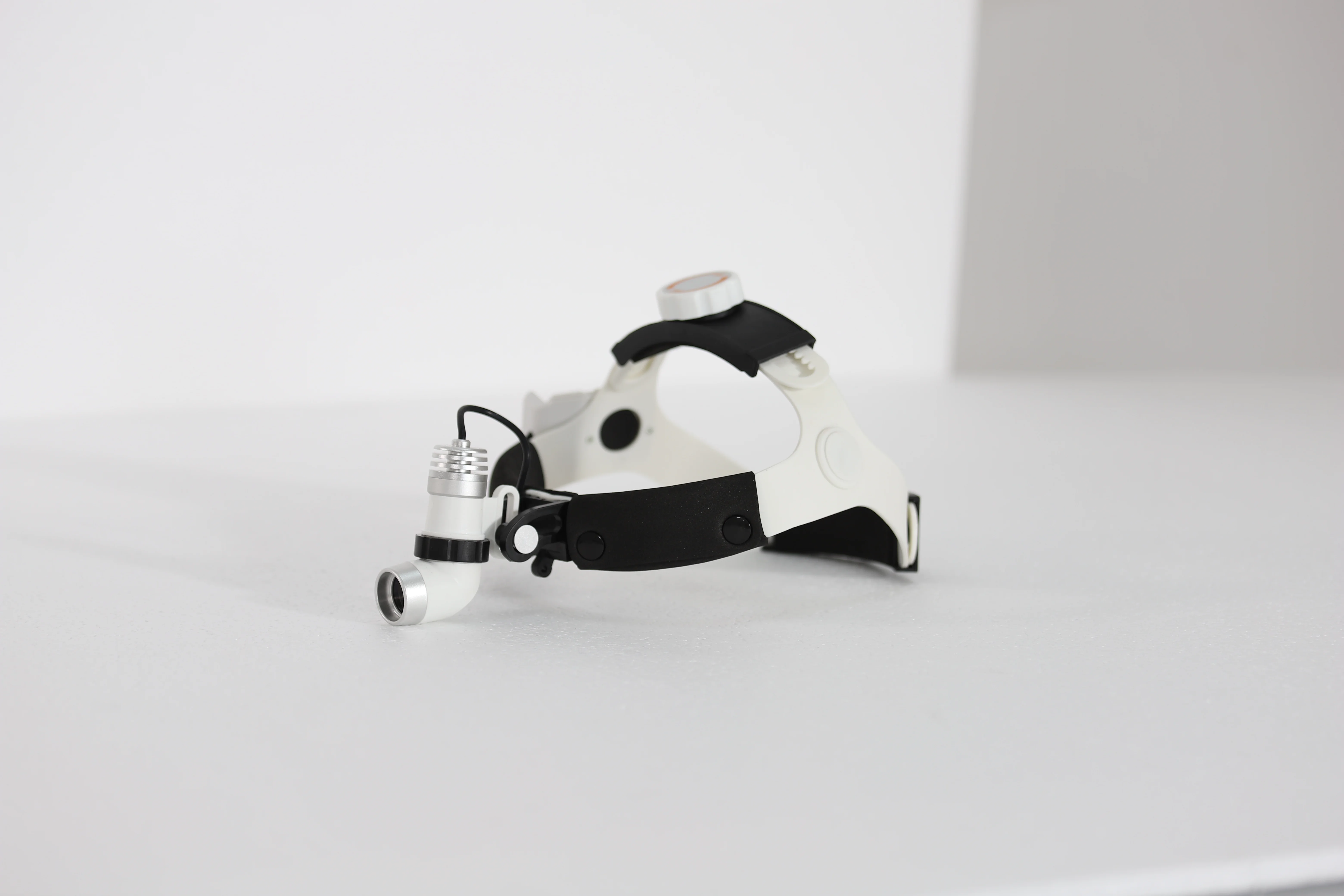 Aeolus Headlight For Animal Operation Lamp Pet Veterinary Headlight Dog