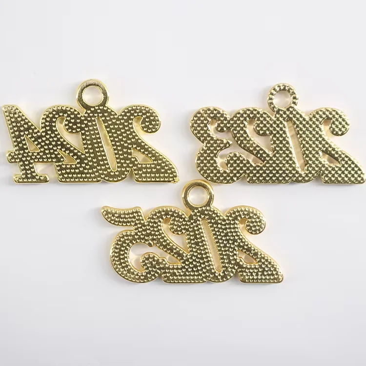 Custom Zinc Alloy 2023 2024 2025 Year Pendant Gold Graduation Tassel Year Charms for Tassel Decoration supplier