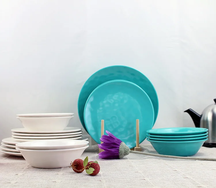 dinnerware sets 3.jpg