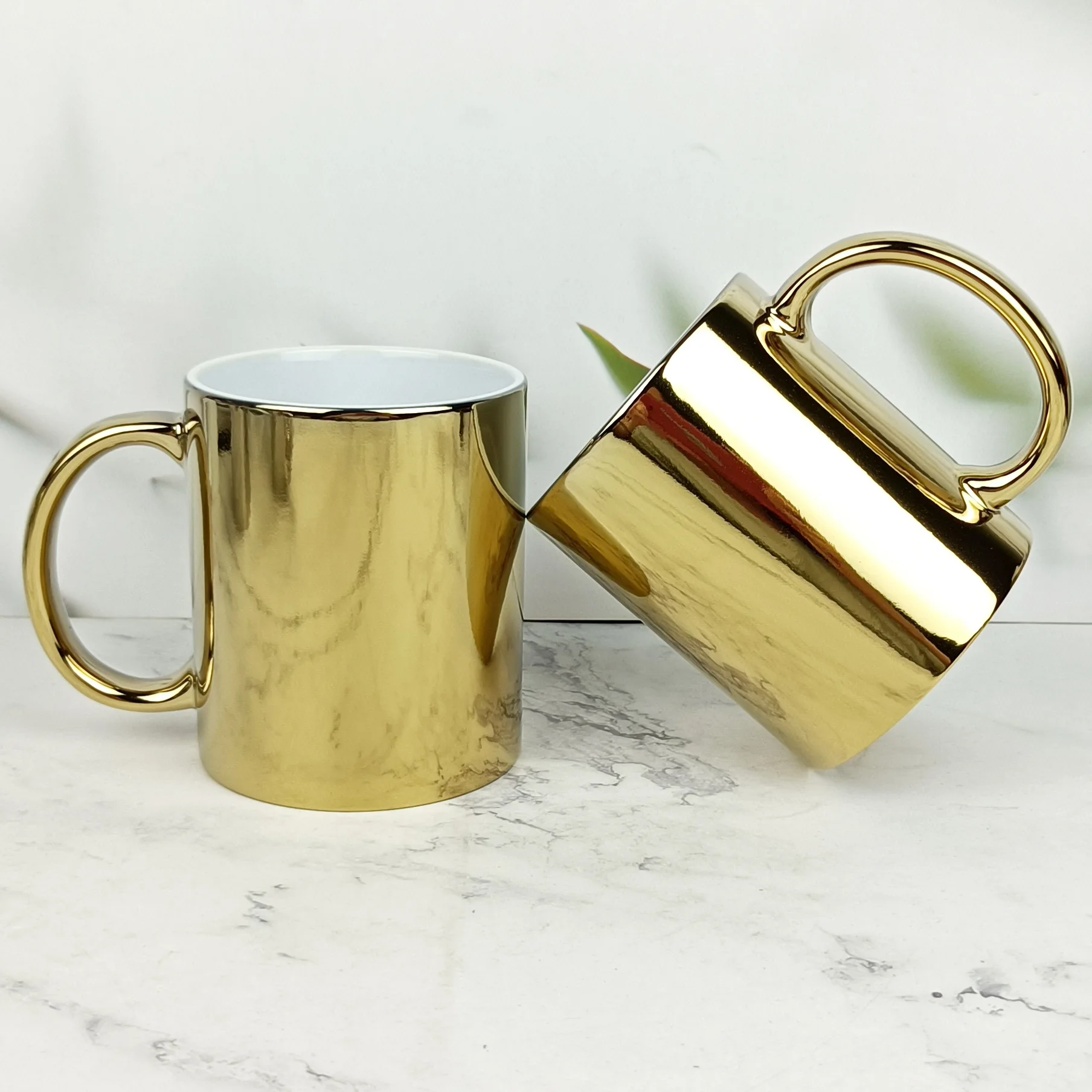 Wholesale Custom Cup 11oz White Sublimation Round Full Plain Mug Personalised Ceramic Gold Handle Coffee Mug for Drinking