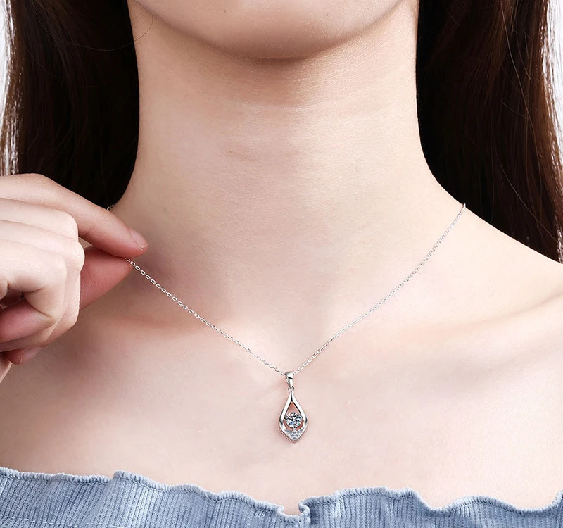 925 lab diamond pendant