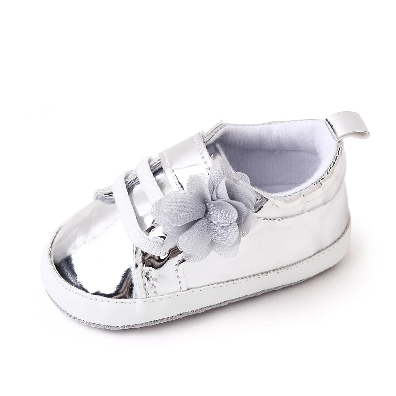 Solid Color Laser Shine Fashion Flower Soft Soled Baby Casual Shoes for Boys and Girls details