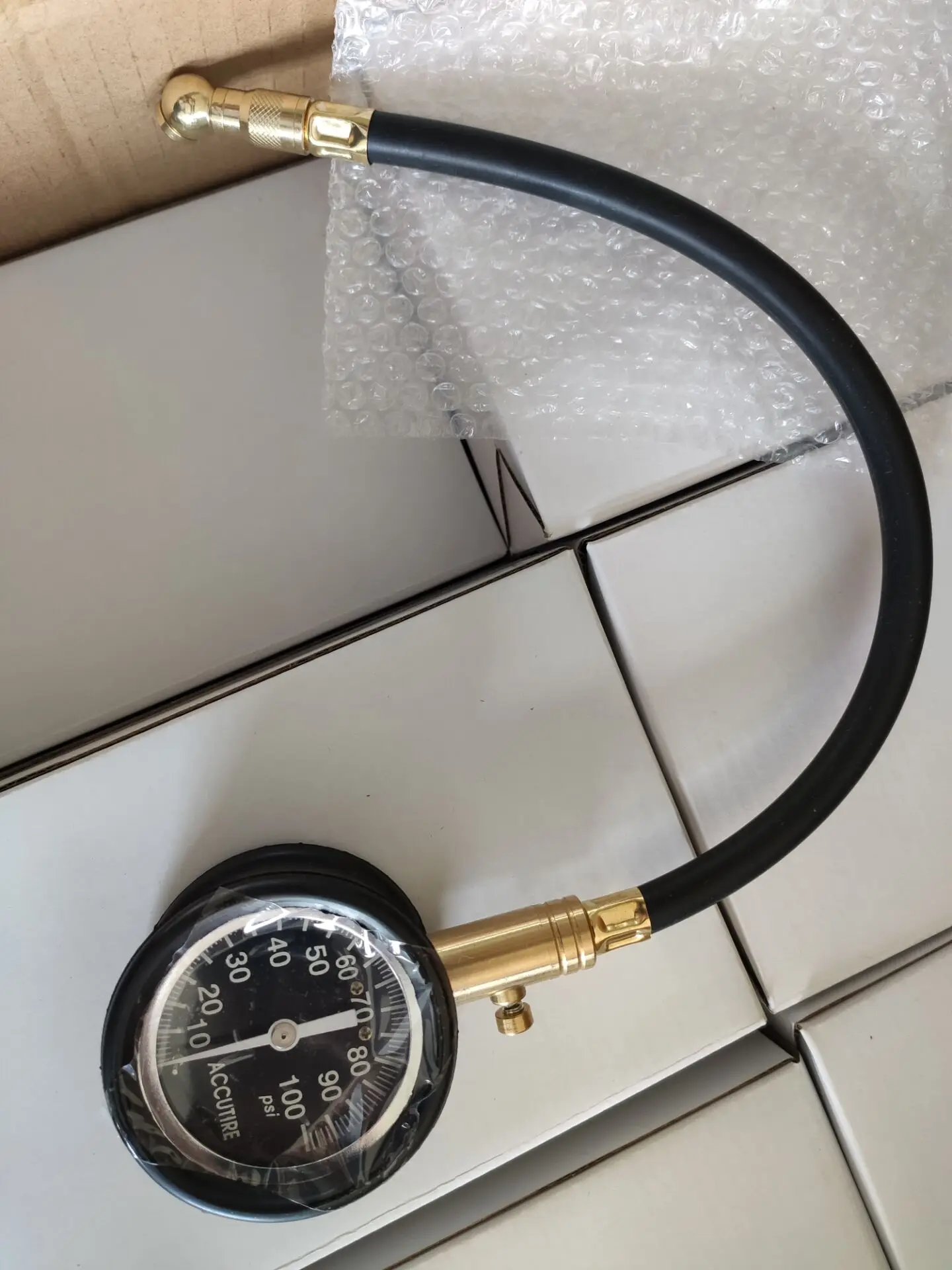 RT-048 EW Durable Aluminium OTR Tire Tread Depth Gauge with Magnifying Glass 3-Year Warranty Tire Repair Tools supplier