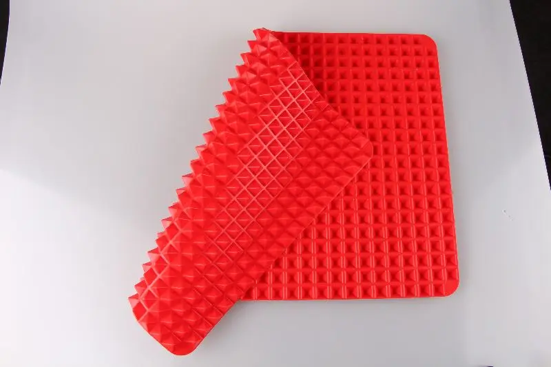 Pyramid Baking mat, Non-stick Heat Resistant Raised Pyramid Shaped Silicone Cooking Roasting Barbecue Pastry Grill Pad Mat