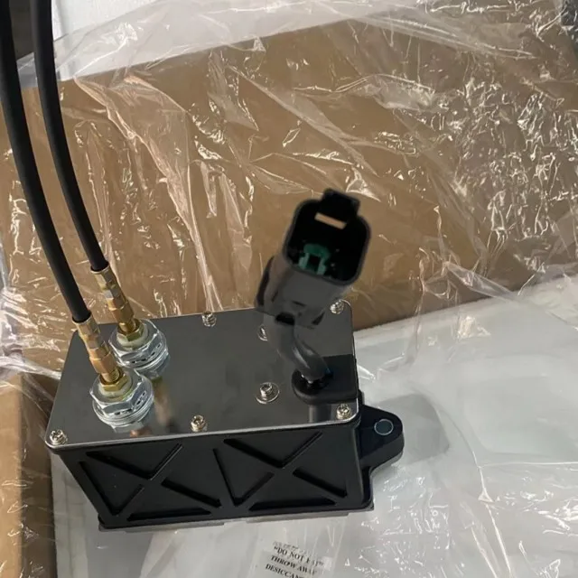 E320B-6 119-0633 (5)