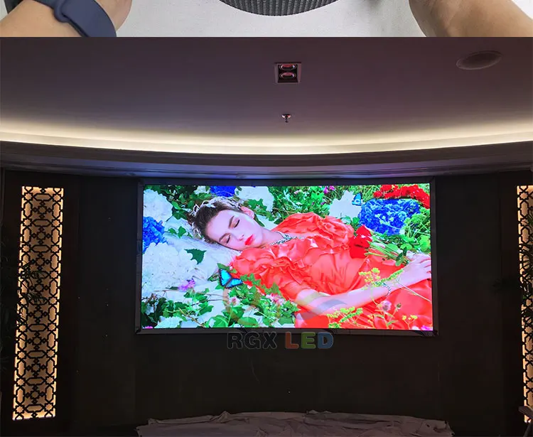 Flexible P4 (4mm) 240*120 mm Indoor LED Module Pixel Pitch P4mm Full RGB LED Panel Screen with 1800 Dots 1/15Scan 1650 Nits