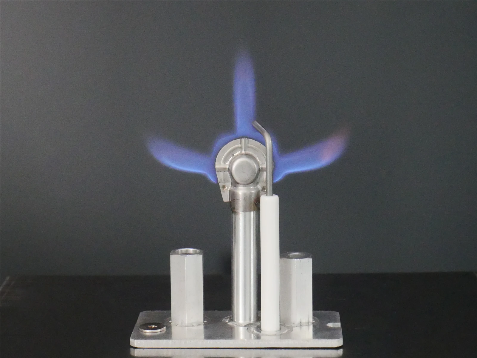 Gas Heater, Aluminium - detail 4