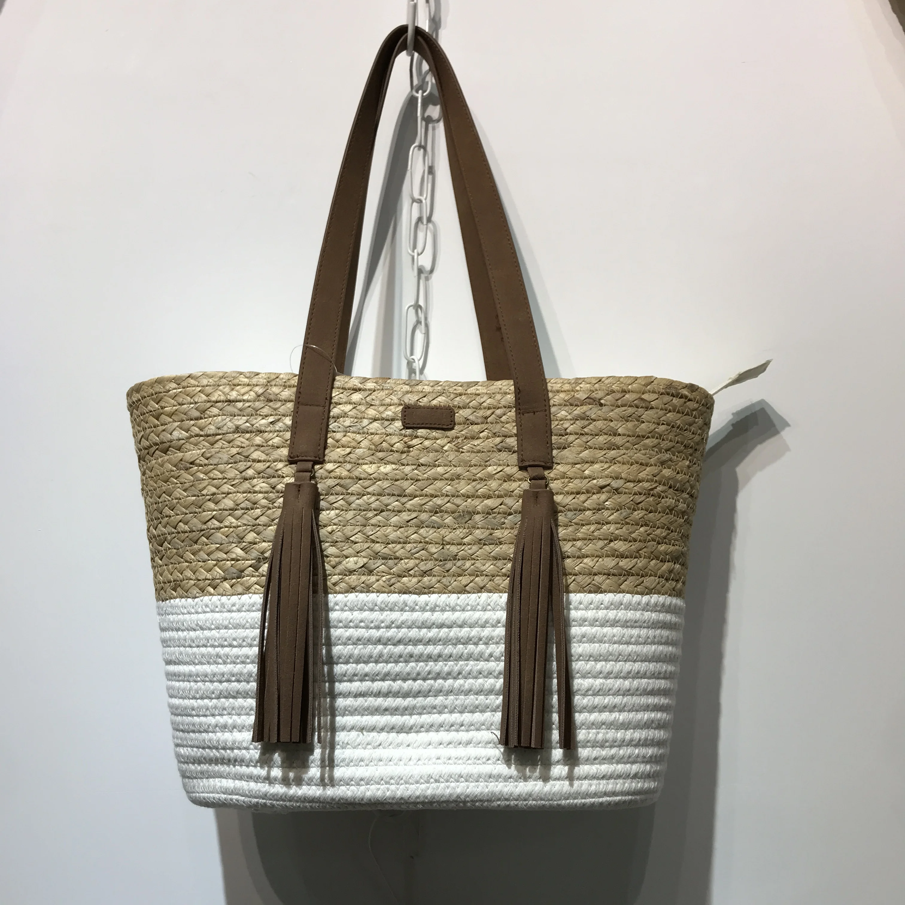 Wholesale large woven ladies straw beach tote bags 2024 tote summer women handbags
