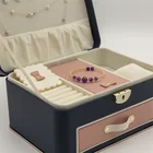 Boutique Luxury Card Stock Package Box Jewelry Ring Box Custom Logo Wooden Watch Jewel Box