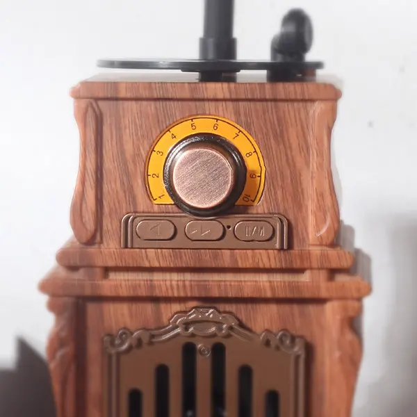 Hot Selling Vintage Horn-Style Bluetooth Speaker - Classic Gramophone Design A Nostalgic Melody, Modern Sound!