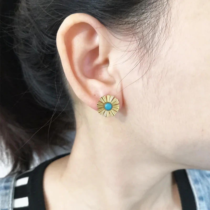Latest 18K Gold Plated Stainless Steel Jewelry Synthetic Blue Turquoise Daisy Ear Stud For Women Gift Earrings E221433