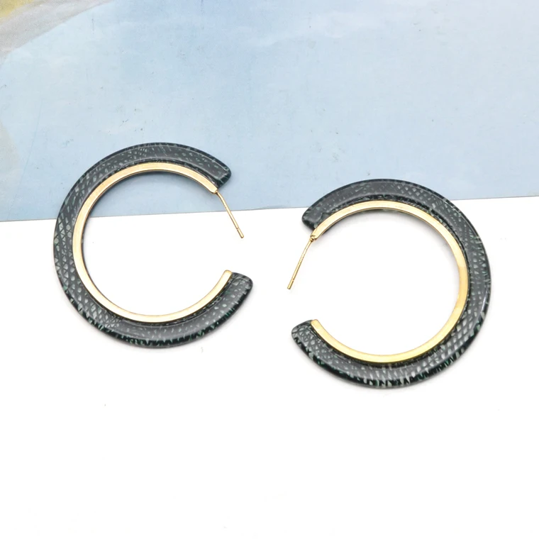 2021 2022  Newest Transparent Lines Pattern Thin Small Hoop Earrings