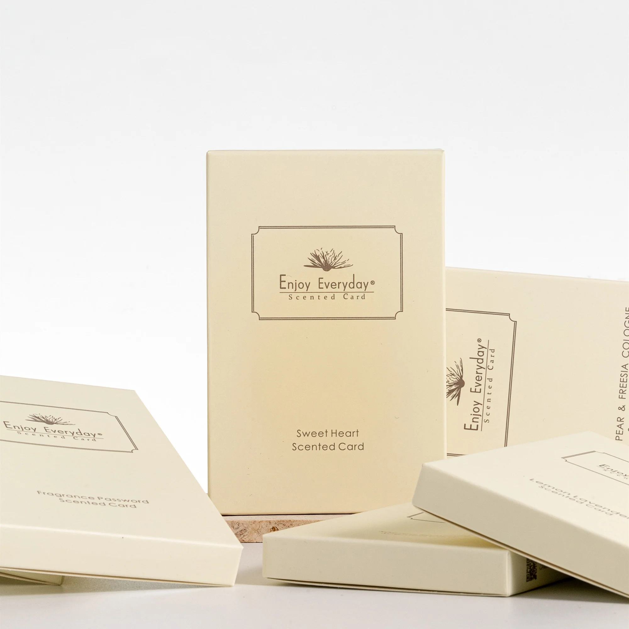 product car air mirror hanging perfume rubber plastic scented cards perfume cheap custom car air freshener aroma plastic card-10