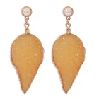 Pearl Earring New Lady Temperament All-match Imitation Pearl Leaf Resin Earring Pendant