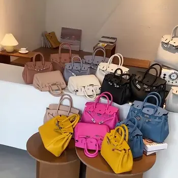 Fashion Classic handbags Leather Large Capacity Diagonal women's Shoulder Bag Solid Color for women luxury handbags