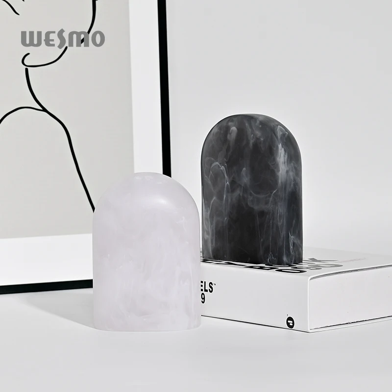 Black and White Resin Tabletop Decoration Accent Objects Bookends Bookcase Home Decor Ornament